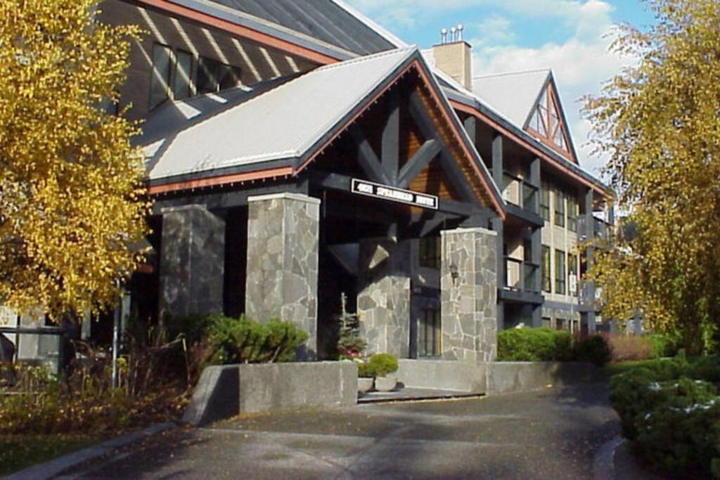 Powderhorn By Whistler Blackcomb Vacation Rentals Екстериор снимка