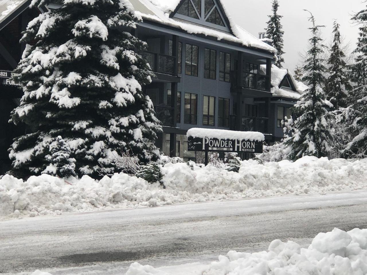 Powderhorn By Whistler Blackcomb Vacation Rentals Екстериор снимка